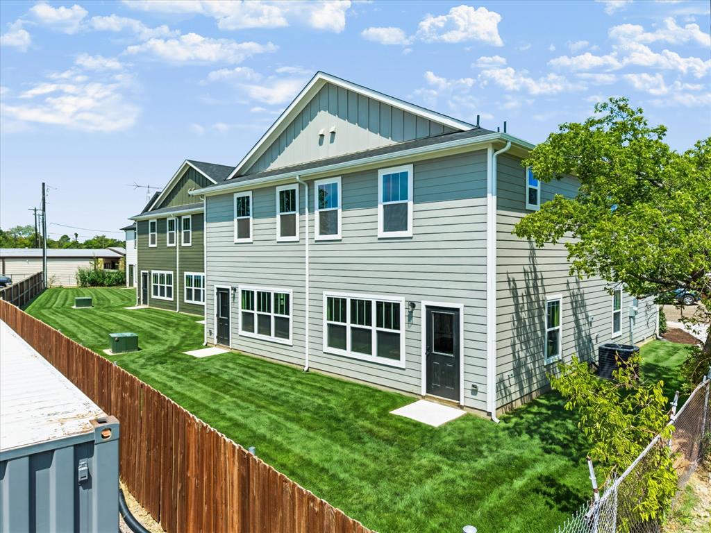 1306 Country Road