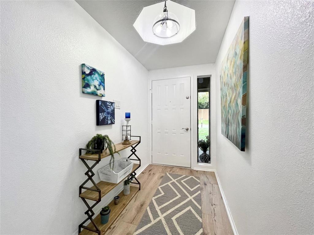 5322 Vermillion Trail