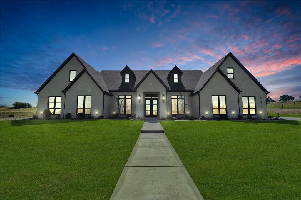 621 Hondo Crossing