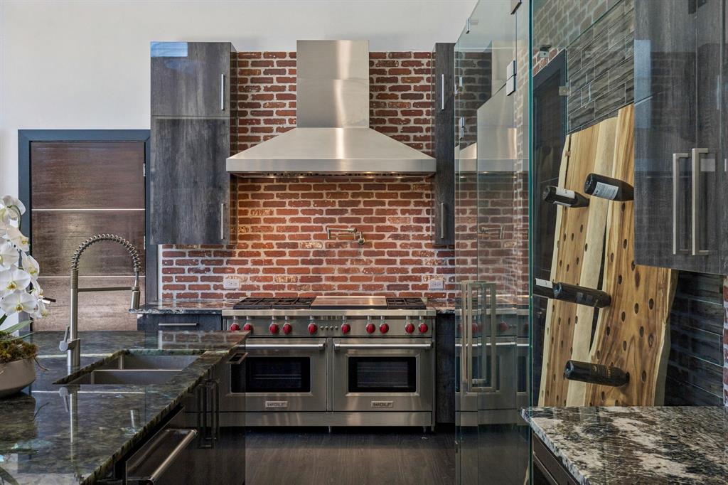 Strong & Crossen - Residential