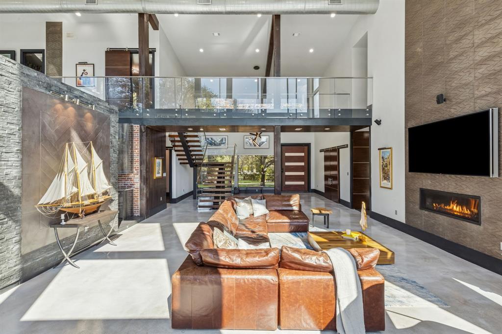 Strong & Crossen - Residential