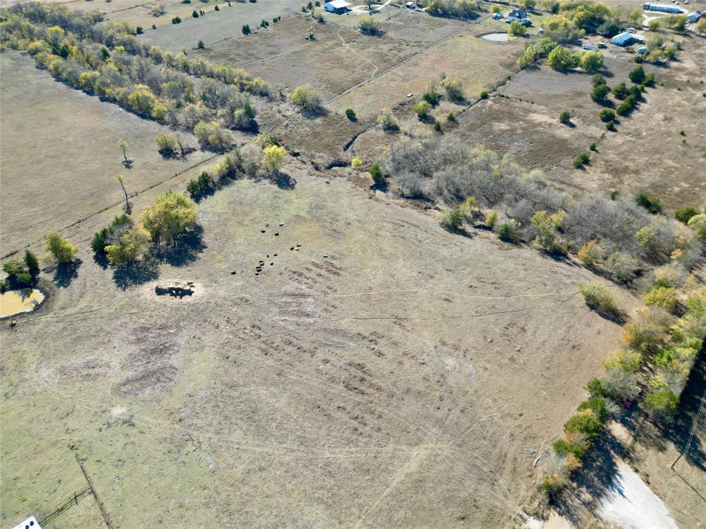 A 137 H S Bennett Survey - Land