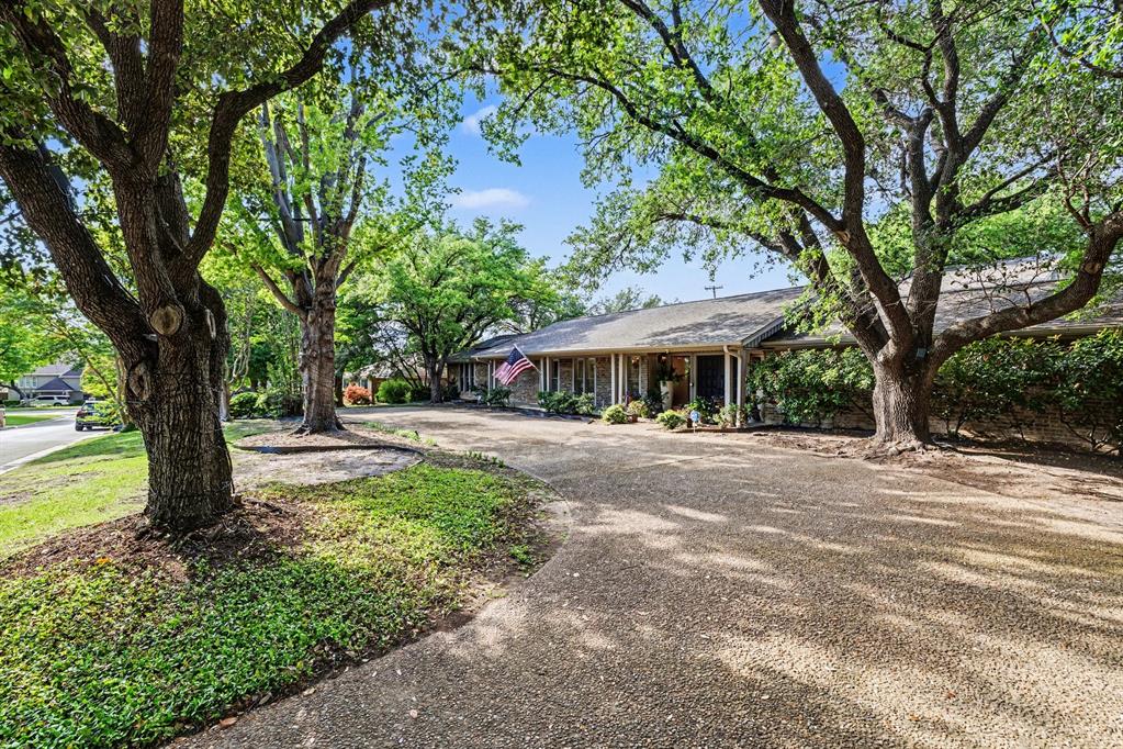 6517 Briarmeade Drive