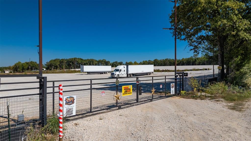 361 County Road 172