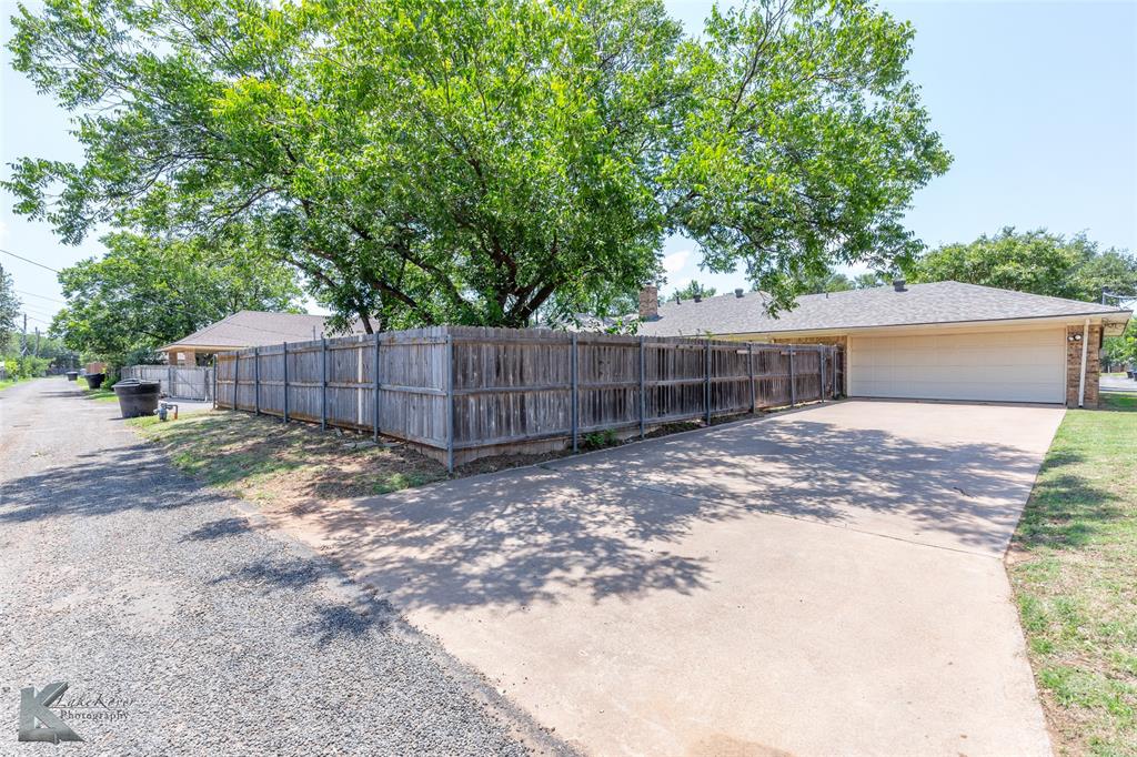 2834 Piping Rock Drive