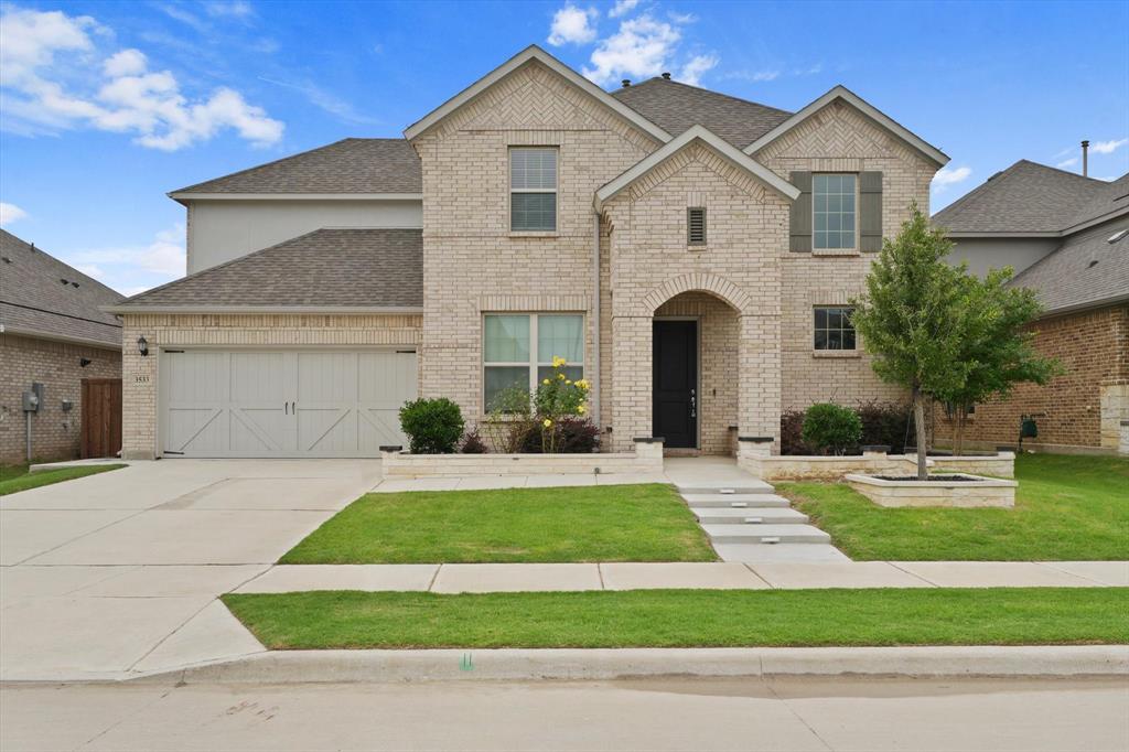 3533 Hyacinth Way