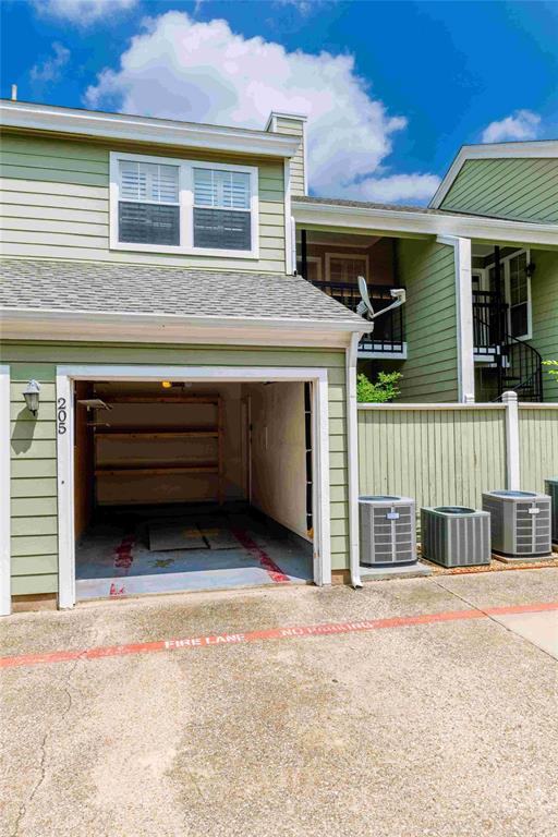 Bent Trail Twnhms - Residential Lease