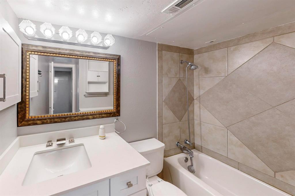 Ridgeline Townhome Condo - Residential