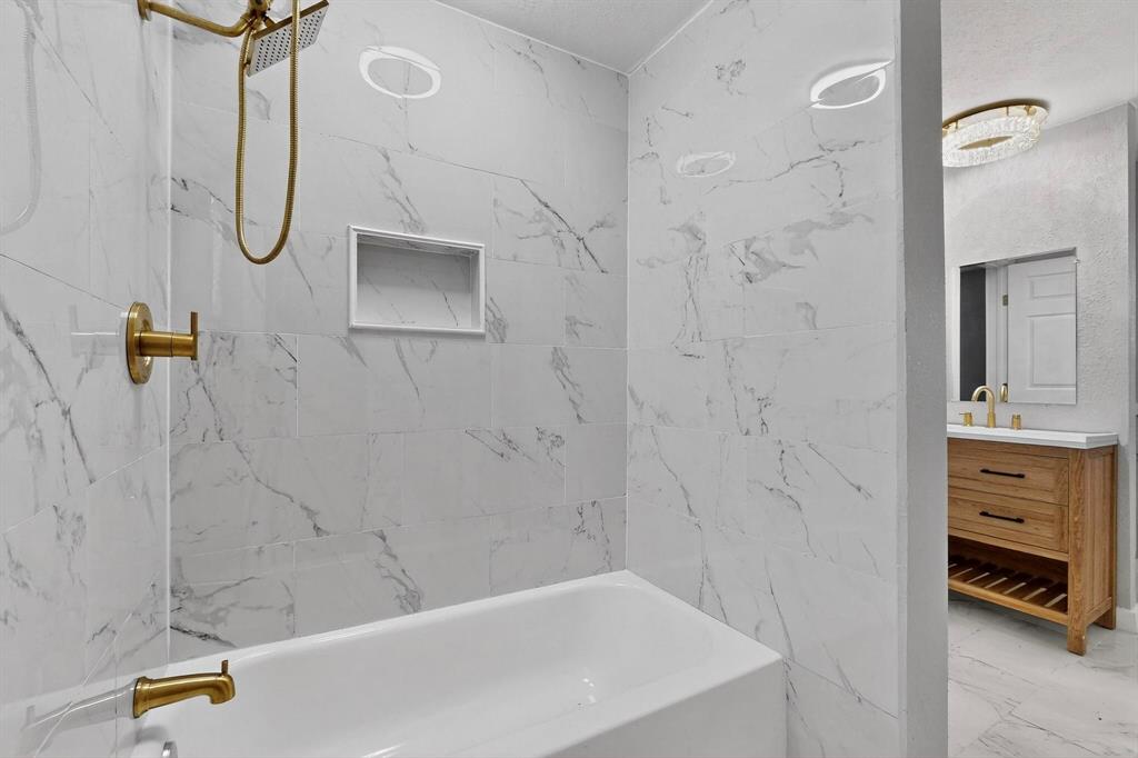 Highland Oaks 02 04 Inst - Residential