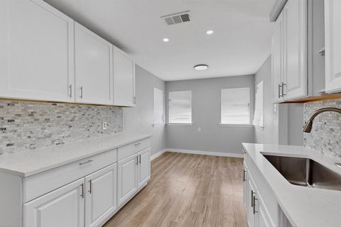 Tiny photo for 1120 Misty Glen Lane, Dallas, TX 75232 (MLS # 21093522)