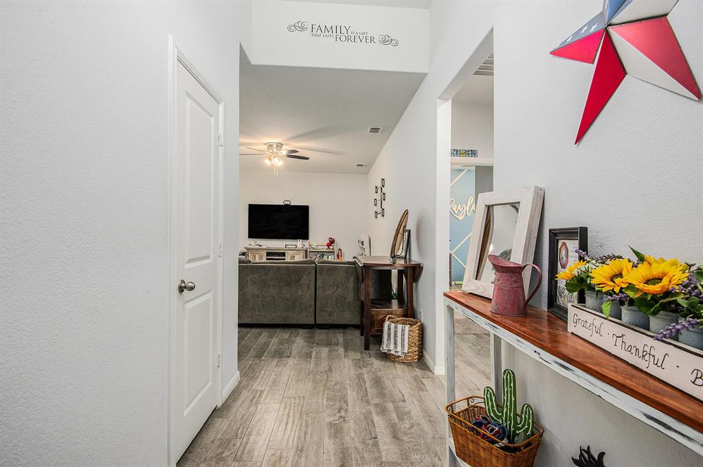 421 Houndstooth Drive