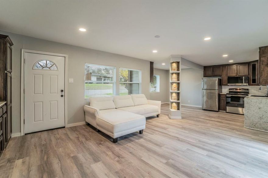 Experience modern elegance in this stunningly remodeled 3-bedroom, 2-bathroom residence located in the highly desirable River Oaks community. Every inch of this home has been thoughtfully updated, blending contemporary style with durable, high-efficiency upgrades.
Key Features & Upgrades:

Climate Control: Stay comfortable year-round with a brand-new, four-zone mini-split AC and heating system.

Superior Durability: The home is protected by a new commercial-grade roof designed for exceptional longevity.

Modern Interiors: Enjoy waterproof luxury vinyl plank flooring throughout and a gourmet kitchen featuring new stainless steel appliances.

Primary Suite: The private retreat features a spa-inspired walk-in shower with a rainfall tower and a sleek floating vanity.

Efficiency: Equipped with a brand-new electric tankless water heater and an included washer and dryer set.

Outdoor Potential:
The expansive backyard is a blank canvas, offering enough space to host massive gatherings or even construct an additional dwelling unit (ADU).
This move-in-ready gem is waiting for you. Schedule a tour today