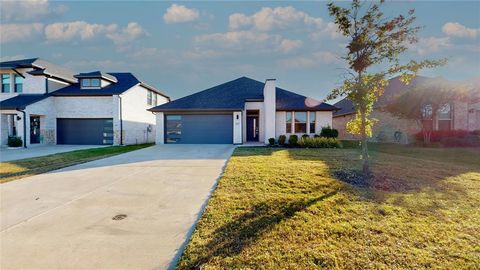 Photo of 603 Cherry Hills Road, Red Oak, TX 75154 (MLS # 21112449)
