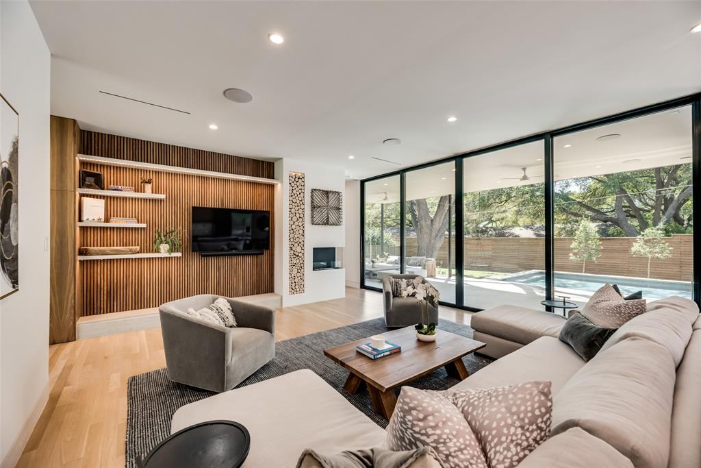 Midway Hills 06 03 Inst - Residential