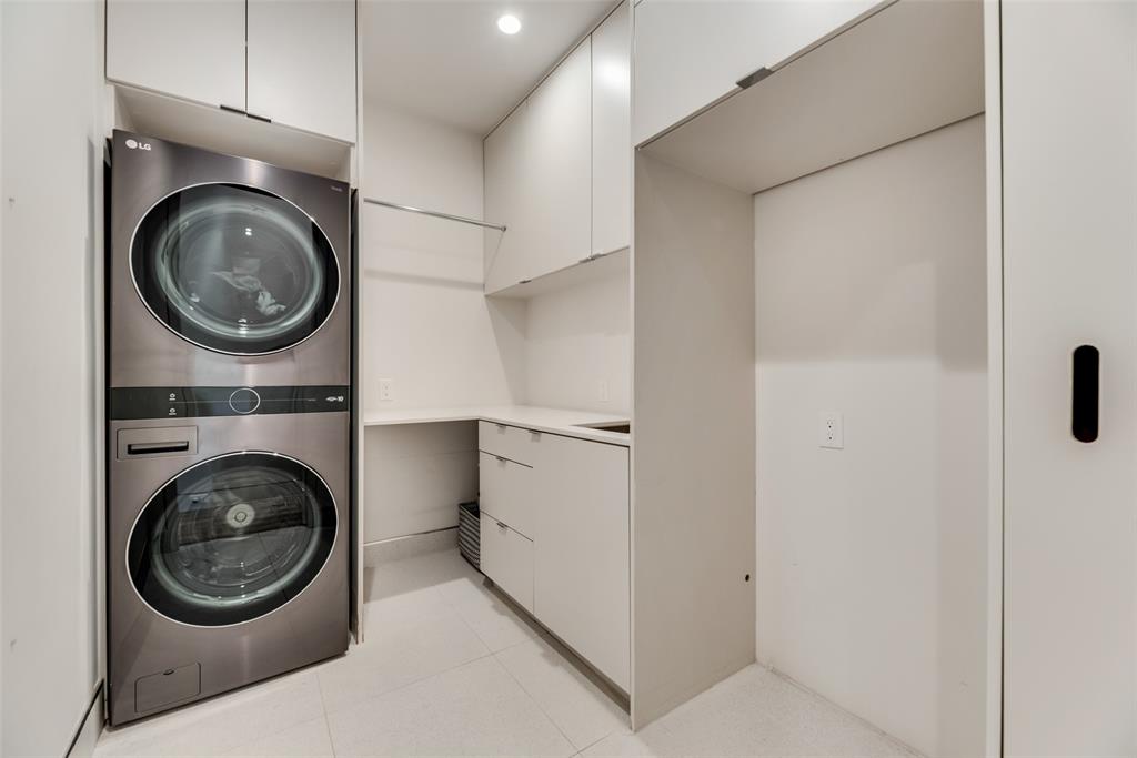 Midway Hills 06 03 Inst - Residential