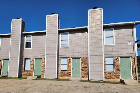 3200 Mclean Street Fort Worth TX 76103