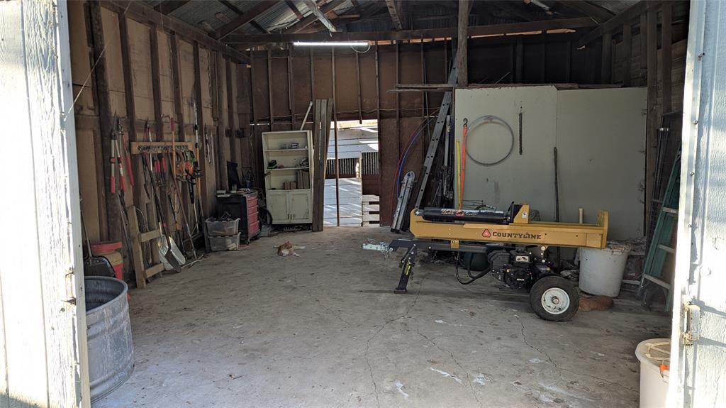 Abs A 0958 Hez Walters - Residential