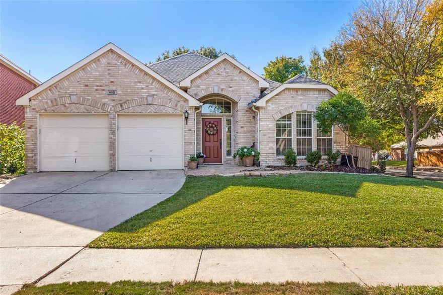 Welcome to 8021 Belladonna! This charming home has great curb appeal with the manicured lawn, tree-lined streets and sidewalks. This immaculately maintained Highland Home was built in 2000 and is MOVE-IN-READY! It offers 3 bedrooms, 2-baths, and a 2-car garage with 1,976 SF of thoughtfully designed living space, plus a versatile bonus room that can serve as a 4th bedroom, home office, or hobby room. The spacious kitchen features an island, abundant cabinetry, and plenty of counter space — perfect for cooking and entertaining. Enjoy both formal and casual dining areas, ideal for gatherings of any size. The large primary suite offers a peaceful retreat.

Walls of windows provide abundant natural lighting. Wood-type flooring throughout and tall ceilings add to the character of this fine home. Enjoy the cozy fireplace that is the centerpiece of the living area. Step outside to enjoy the oversized shaded patio area and outdoor oasis. The back yard has plenty of space for children’s play equipment or furry pets to frolic. The pristine community pool and neighborhood playground are added amenities to make life in Columbus Heights a true delight! Conveniently located close to I-35 and the Chisholm Trail. Make an appointment today to see this lovely home!