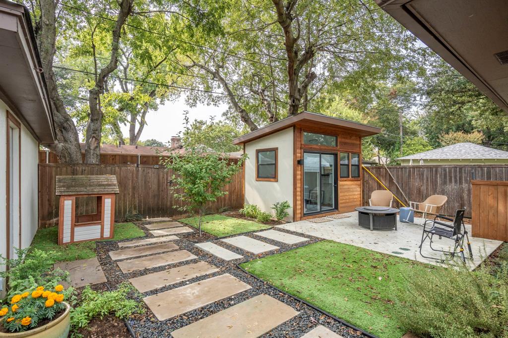 University Terrace Rev - Residential