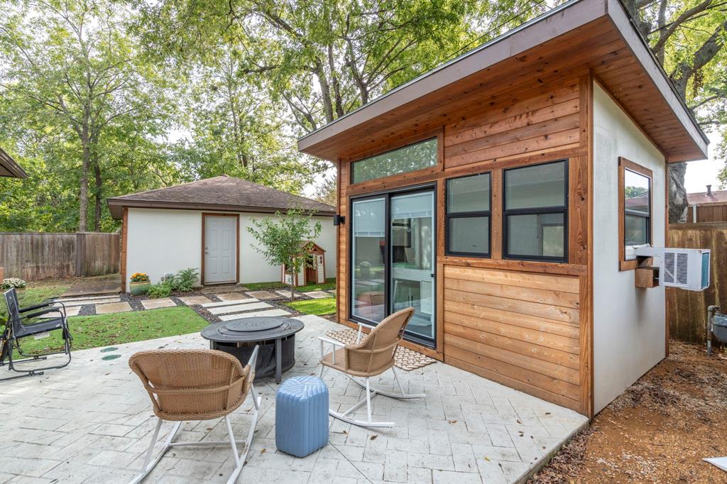 University Terrace Rev - Residential