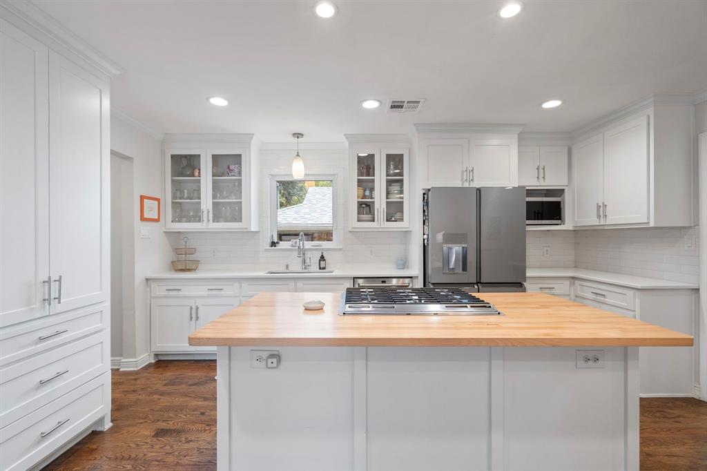 University Terrace Rev - Residential