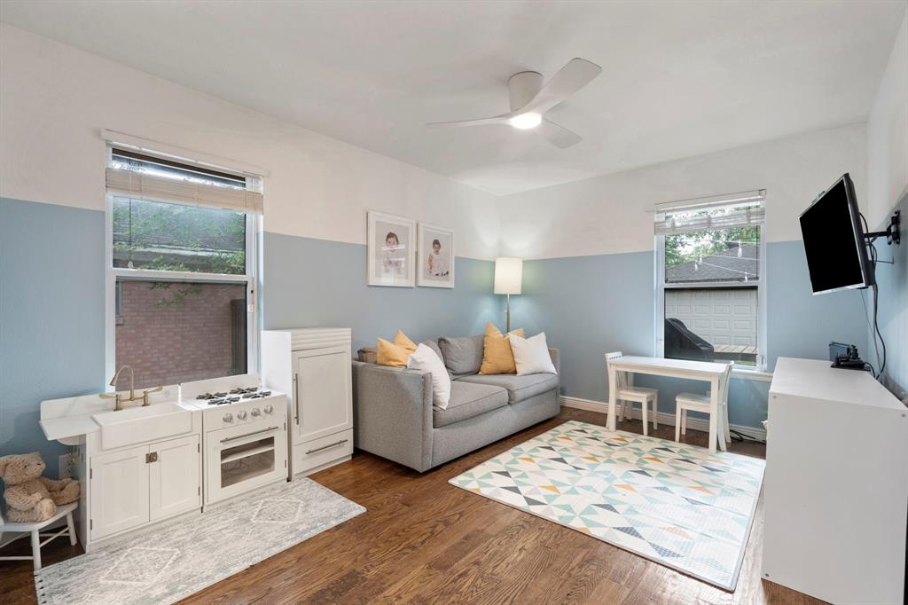 University Terrace Rev - Residential