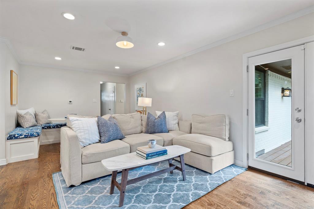 University Terrace Rev - Residential