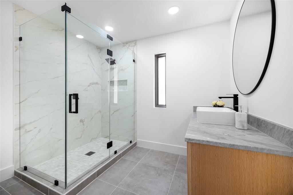 PEBBLE CREEK - Residential