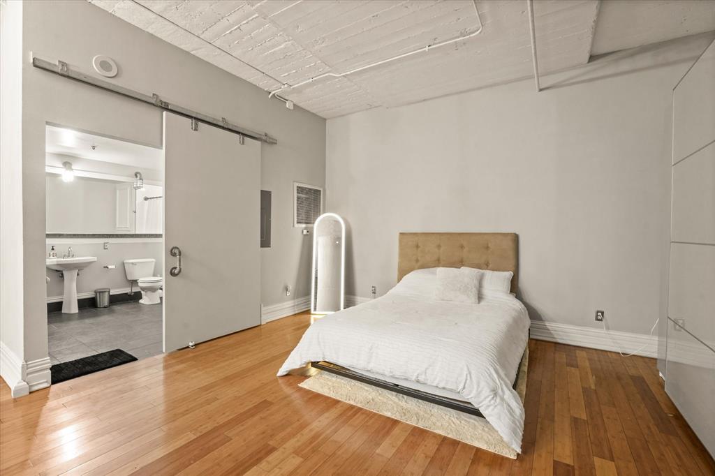 Soco Urban Loft Condo - Residential