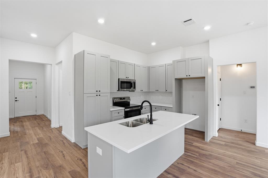 5423 Firewood Trail