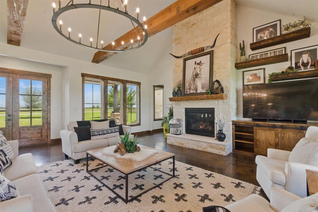 215 Driftwood Ranch Trail