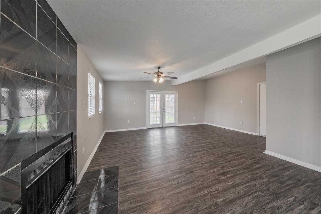 Carriage Hill Forest Hill - Residential