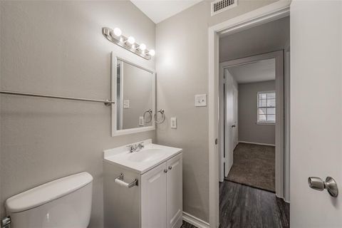 Tiny photo for 6732 Plantation Road, Forest Hill, TX 76140 (MLS # 21200892)