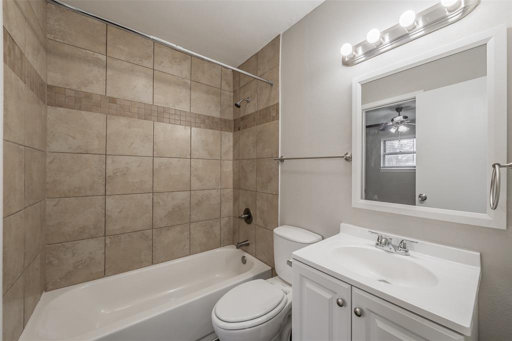 Carriage Hill Forest Hill - Residential