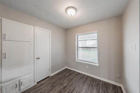 Tiny photo for 6732 Plantation Road, Forest Hill, TX 76140 (MLS # 21200892)