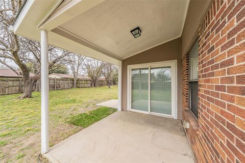 Tiny photo for 6732 Plantation Road, Forest Hill, TX 76140 (MLS # 21200892)