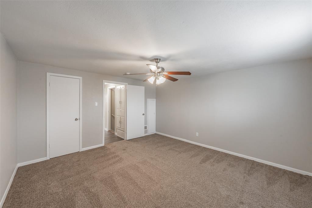 Carriage Hill Forest Hill - Residential