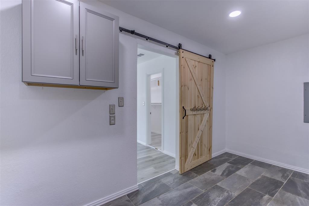 ABST 782 TR 2 C B SMITH 126.5534.99489 - Residential