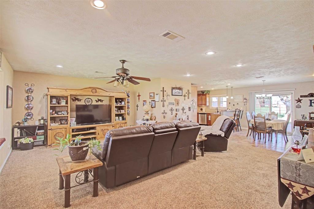 2733 County Road 615