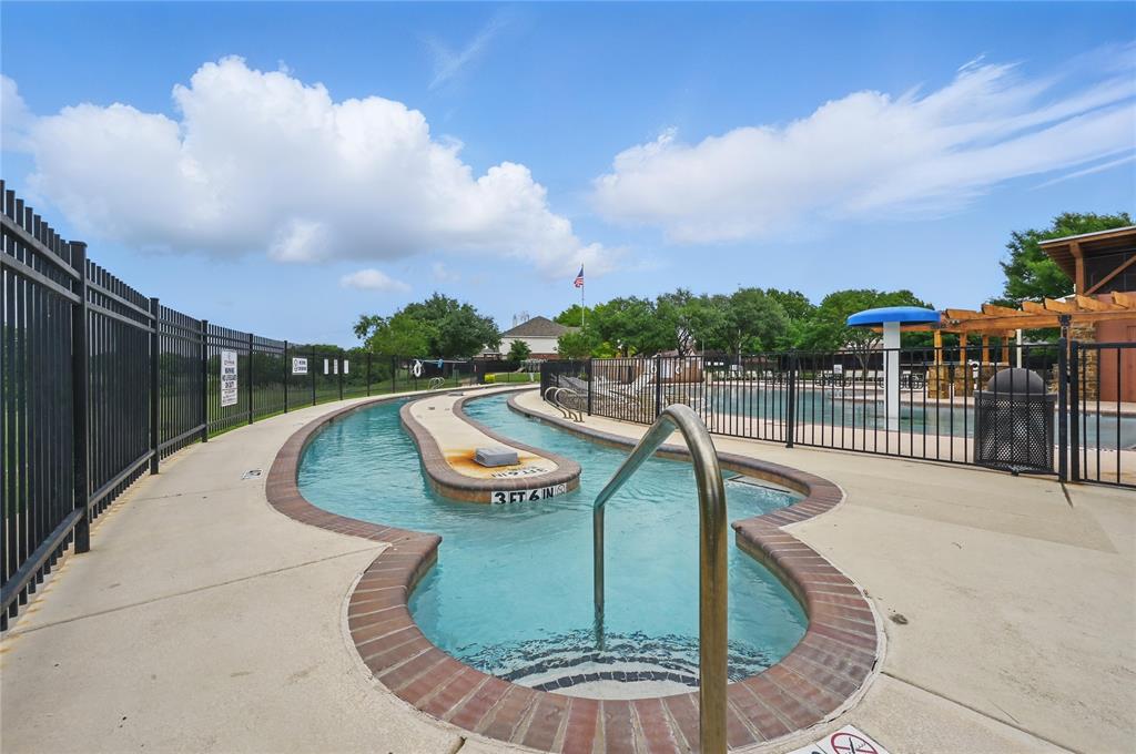 Fort Worth, Texas 76131, United States, 4 Bedrooms Bedrooms, ,2 BathroomsBathrooms,Residential,Pending,120347