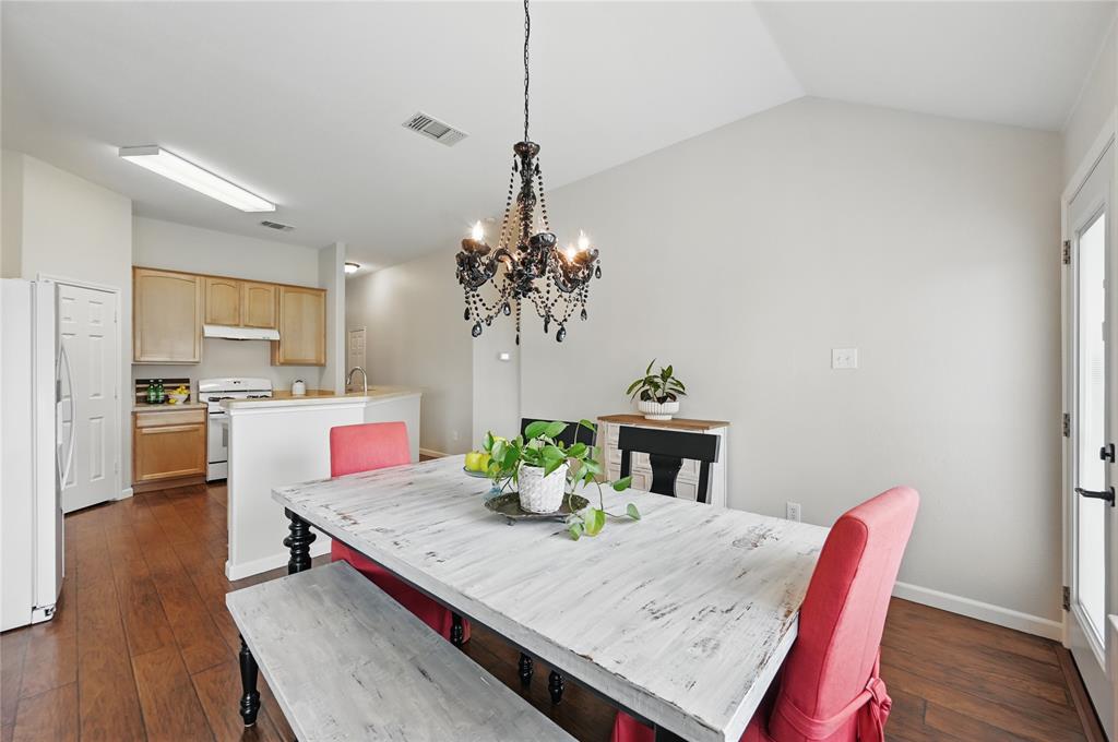 Fort Worth, Texas 76131, United States, 4 Bedrooms Bedrooms, ,2 BathroomsBathrooms,Residential,Pending,120347