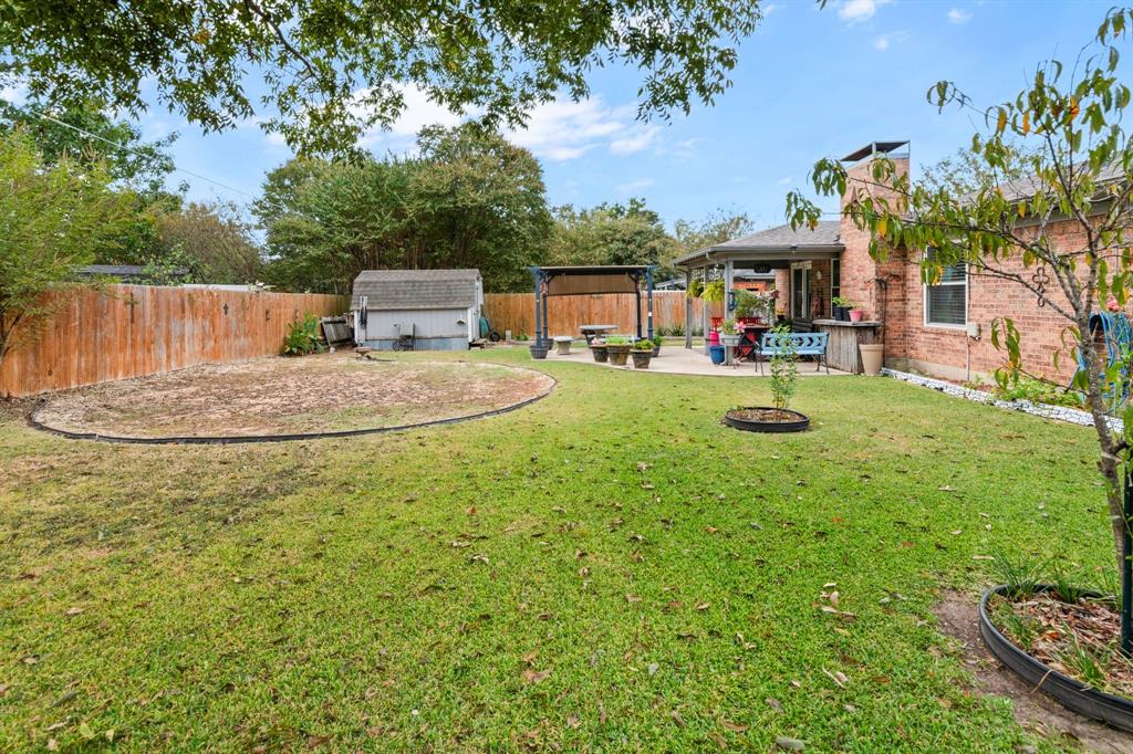 West Hollow - Residential