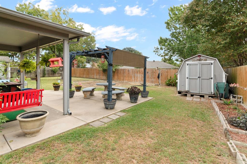 West Hollow - Residential