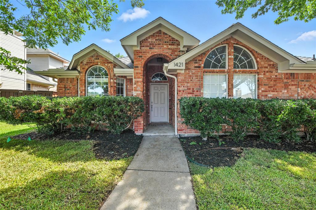 1421 Bregenz Lane