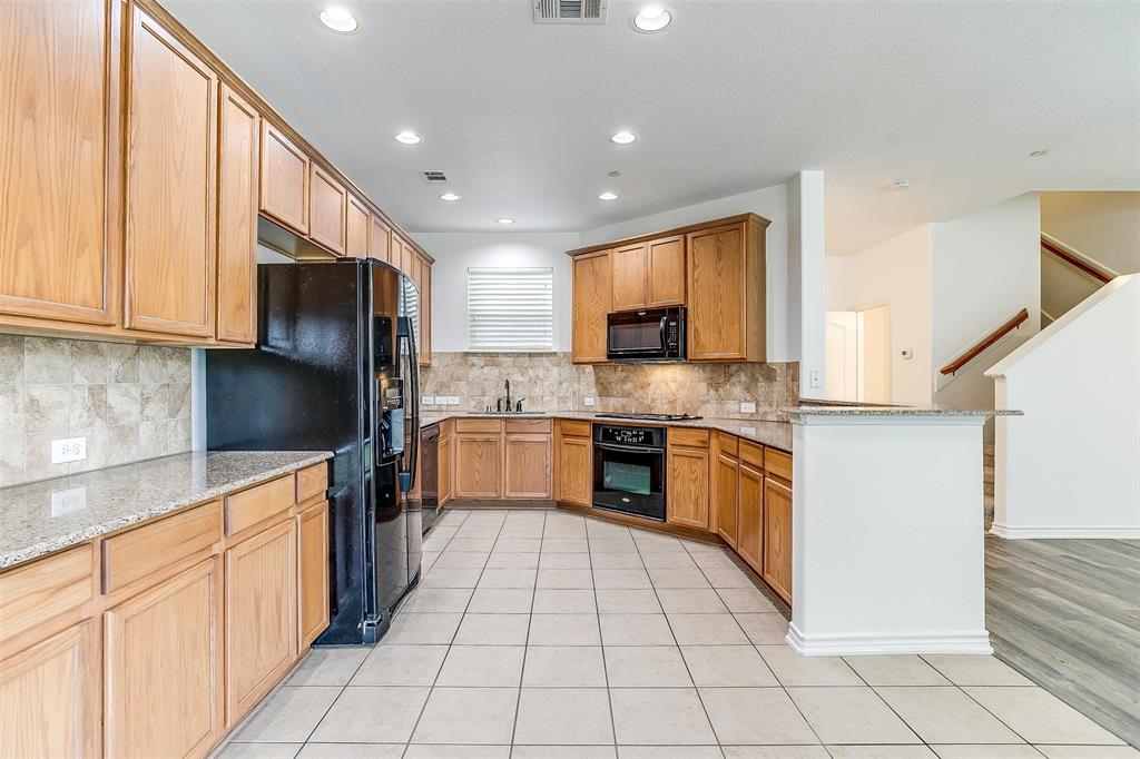 Oak Point Estates - Residential Lease