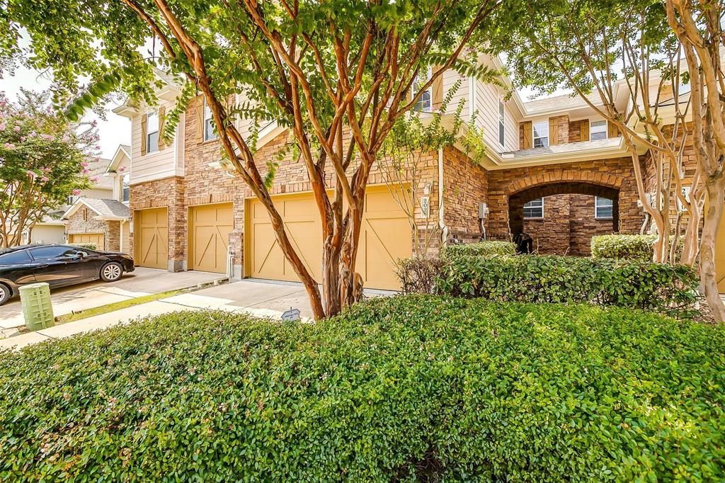 Oak Point Estates - Residential Lease