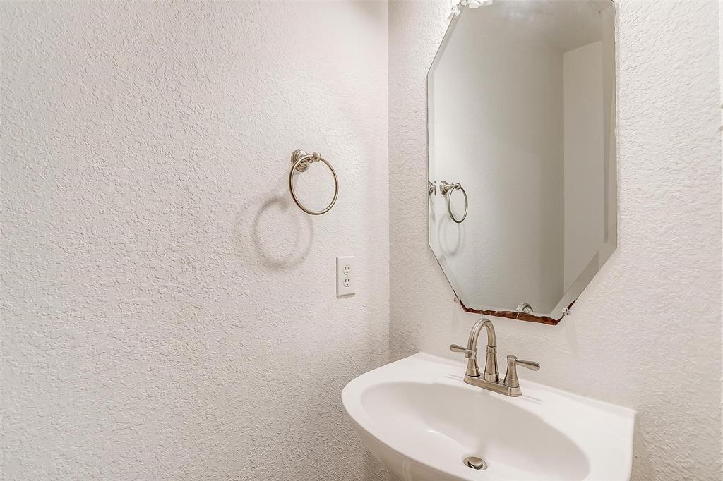 Oak Point Estates - Residential Lease