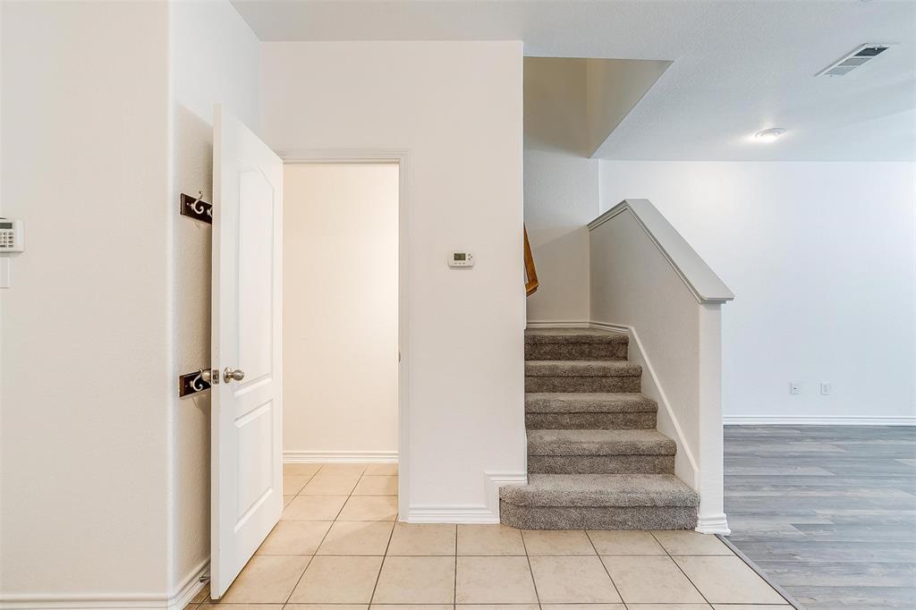 Oak Point Estates - Residential Lease