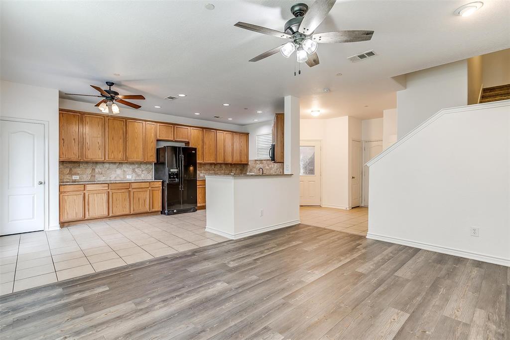 Oak Point Estates - Residential Lease