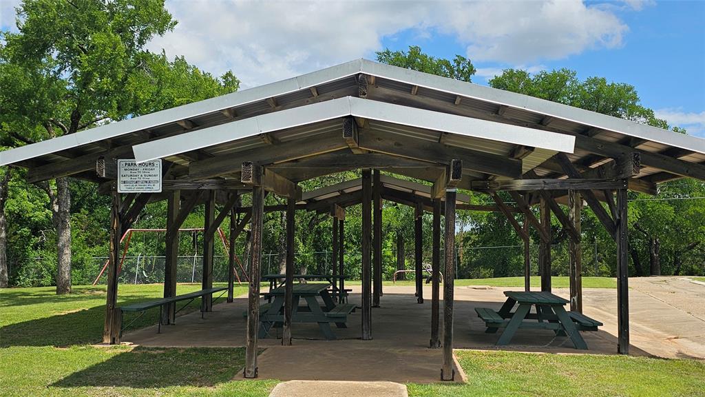 Comanche Harbor Sec E - Residential Income
